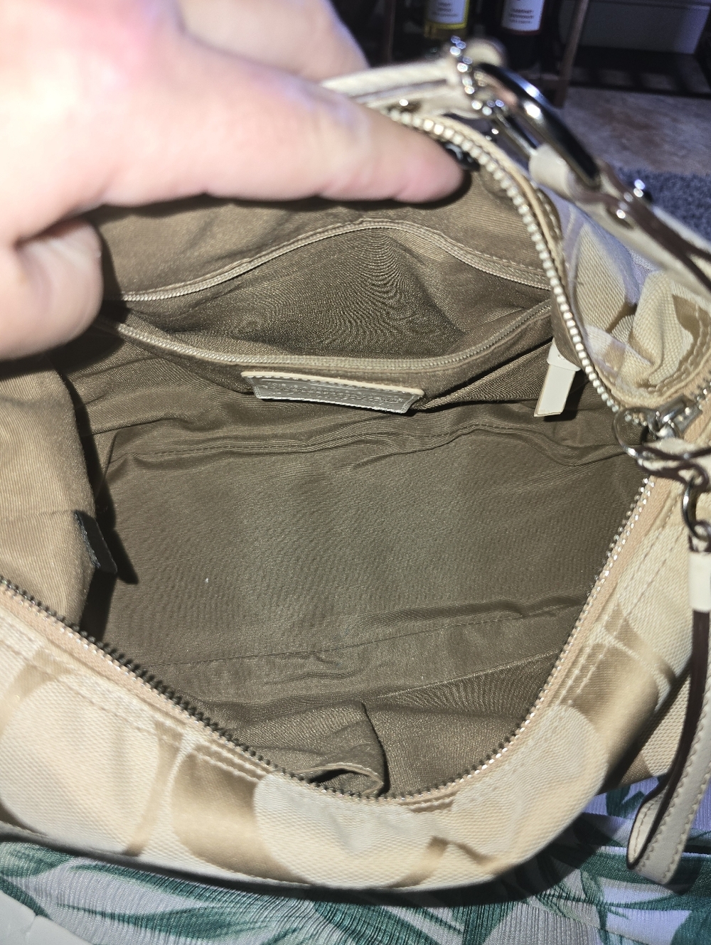 Coach Signature Stripe Hobo Handbag In Preloved Condition - Picture 12 of 13